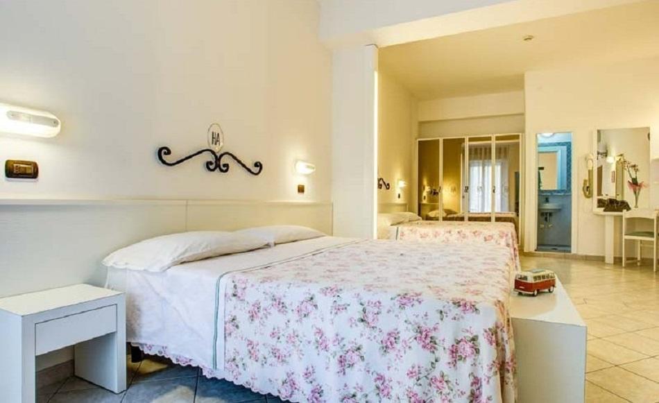 Ancora Hotel & Residence Каттоліка Екстер'єр фото
